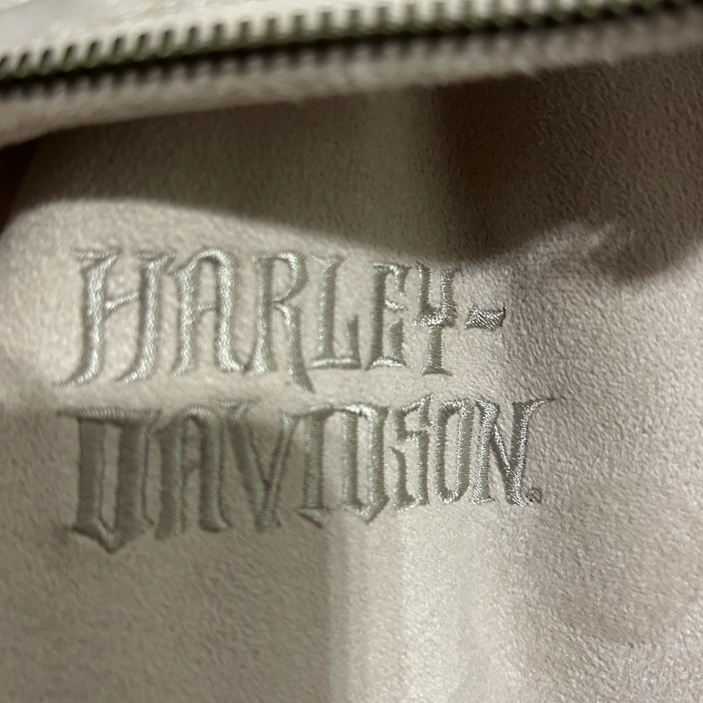 Harley-Davidson Women's Cream Vest - Picture 3 of 5